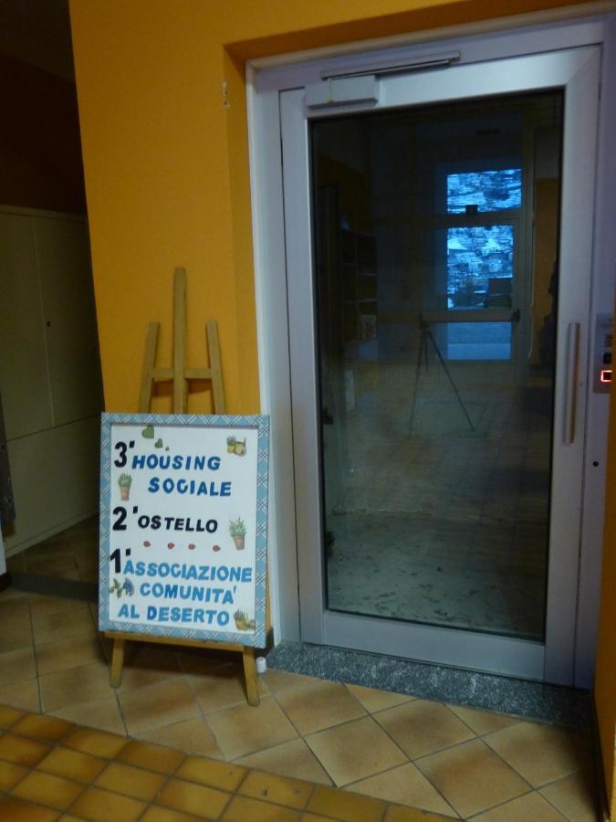 Ostello Al Deserto Chiavenna Bagian luar foto